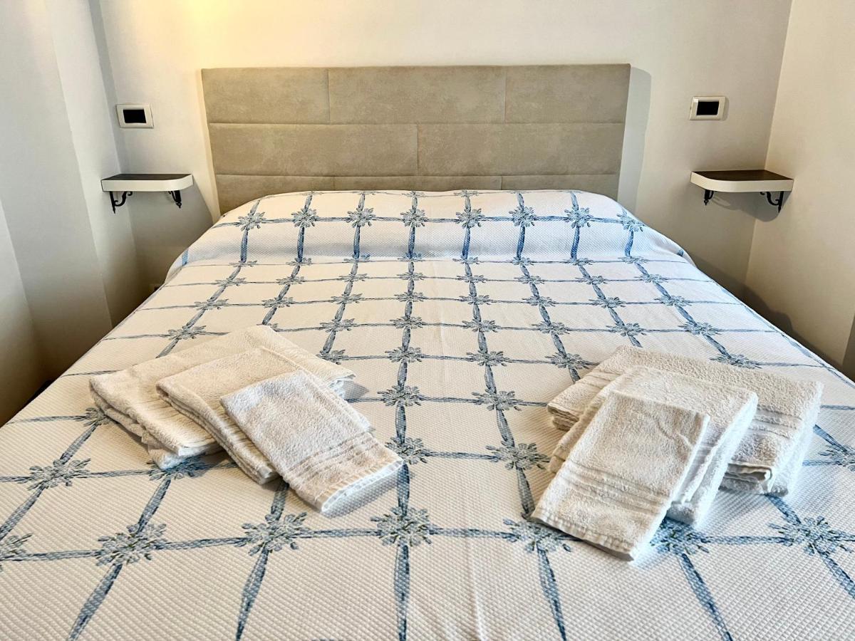Vittoria Holiday House Stresa Exterior foto